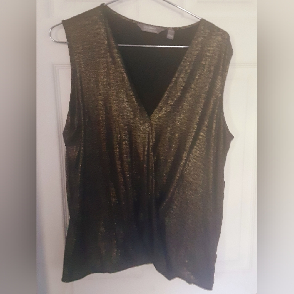 Lisa Rinna Collection Holiday Metallic Crossover Sleeveless V Neck Top XL
